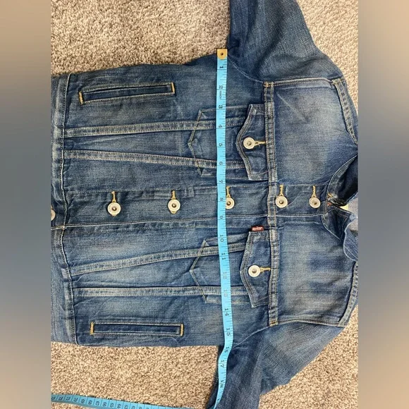 LEVI’S Jean Jacket - Picture 5 of 7
